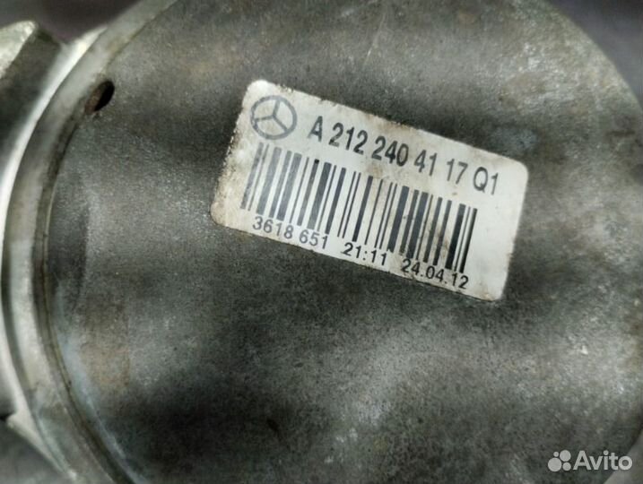 Подушка крепления двигателя Mercedes C-Class W204