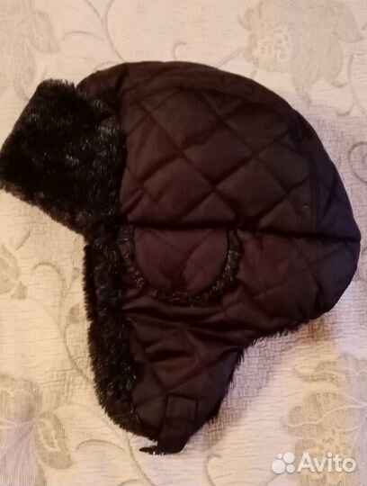Продам зимнюю шапку для мальчика 7-9 лет