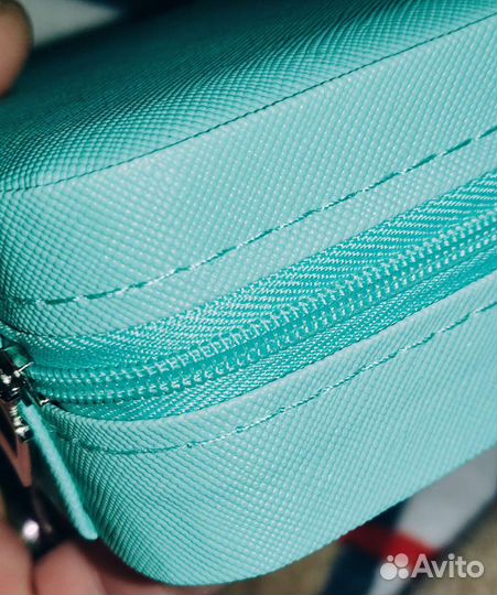 Компактная шкатулка для ювелир.украшений