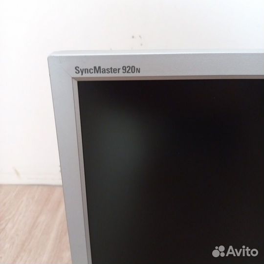 Два монитора Samsung syncmaster 19 дюймов