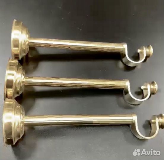 Кронштейн для карниза штор