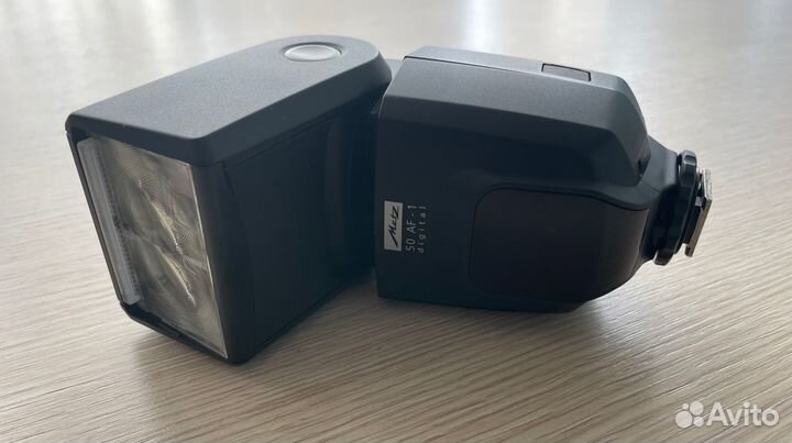 Вспышка metz 50 af-1