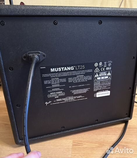 Цифровой комбоусилитель Fender mustang lt25