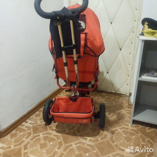 Детский трехколесный велосипед