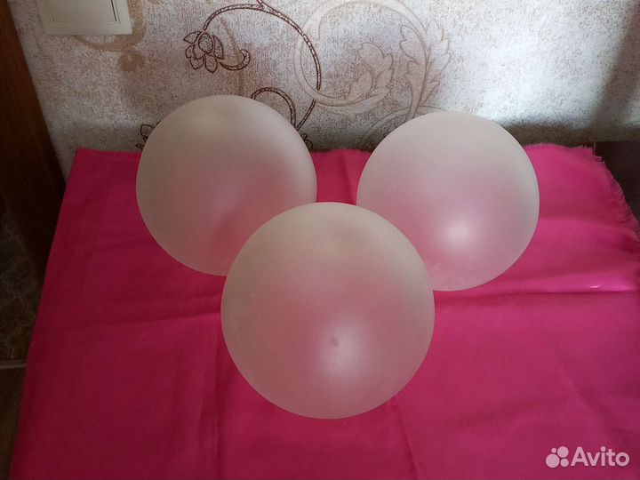 Плафоны для светильников. 3 штуки и один