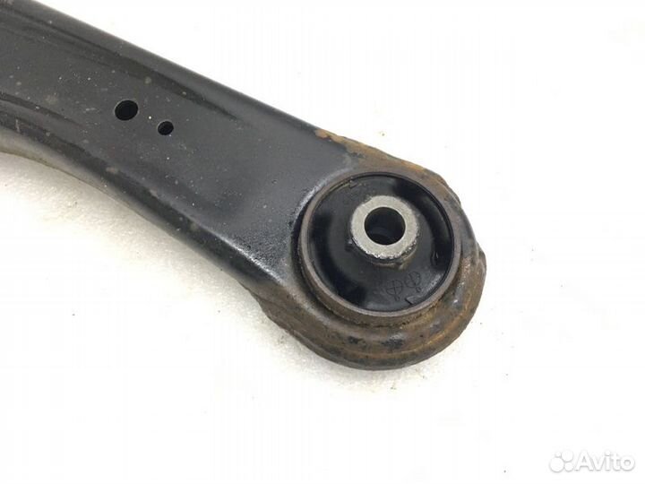 Рычаг подвески передний левый Mitsubishi Outlander