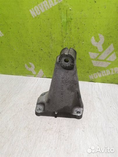 Кронштейн опоры двигателя Мерседес Бенз Вито Виа
