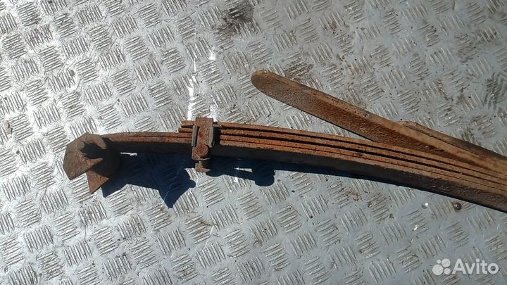 Рессора задняя mitsubishi L200 K4T 2006