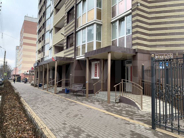 Помещение свободного назначения, 180.4 м²