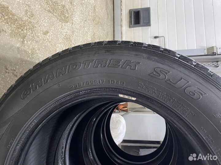 Dunlop Grandtrek SJ6 235/55 R17