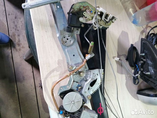 Стеклоподъёмник и замок на хонда hr-v