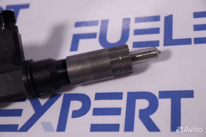 Форсунка топливная 095000-5340