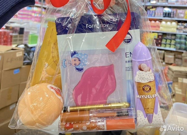 Подарочный косметический бокс новый