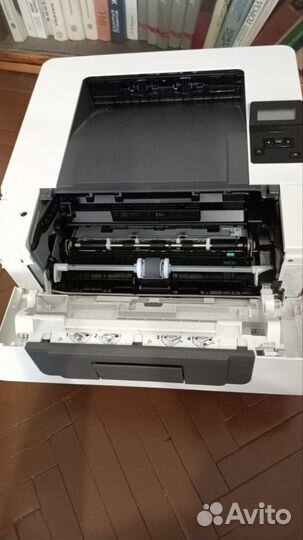 LaserJet pro 402dne