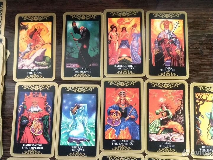 Карты таро с инструкцией и книга таро