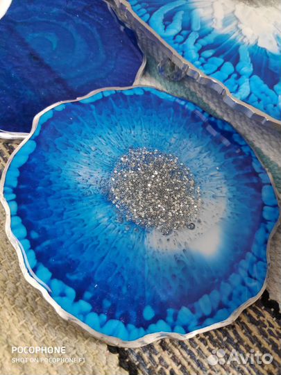 Поднос сервировочный и четыре подстаканника