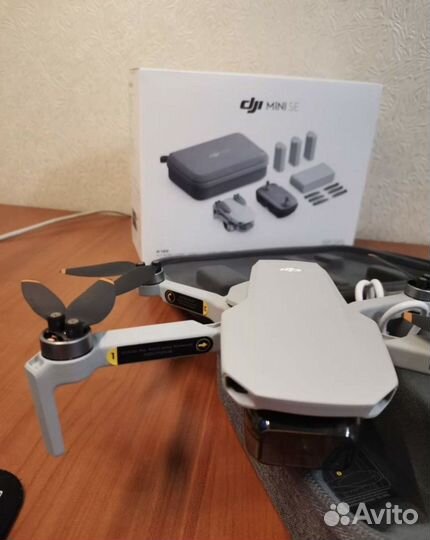 Дрон DJI mini SE fly more combo