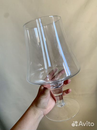 Да огромных бокала для декора