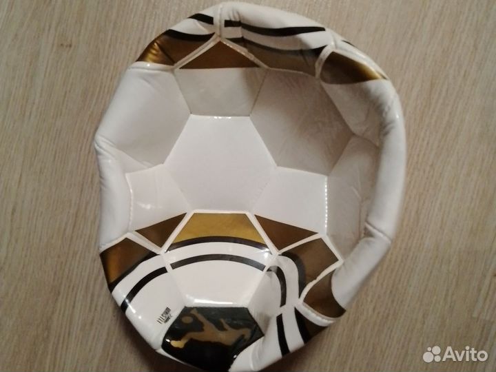 Футбольный мяч