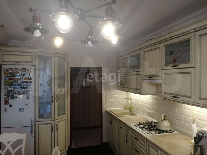 4-к. квартира, 108 м², 5/5 эт.