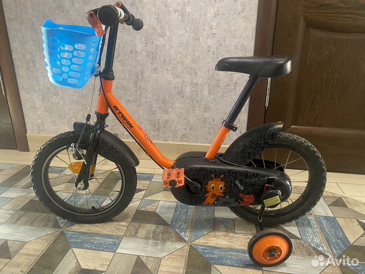 Велосипед 3-5 лет 4 колесный