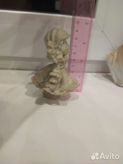 Статуэтка Девочки