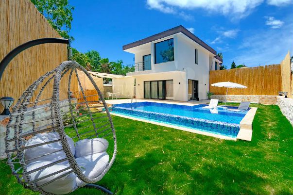 Коттедж 150 м² на участке 8 сот.