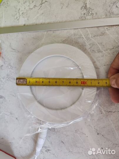 Светильник встраиваемый