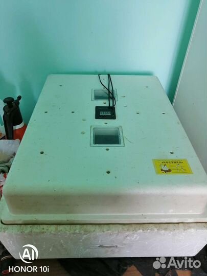 Инкубатор для яиц Несушка