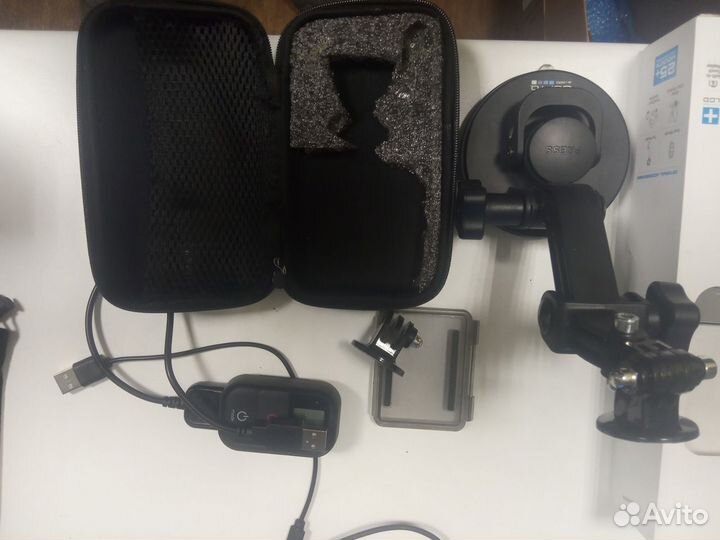 Экшен камера go pro Hero 4