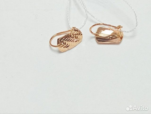 Золотые серьги