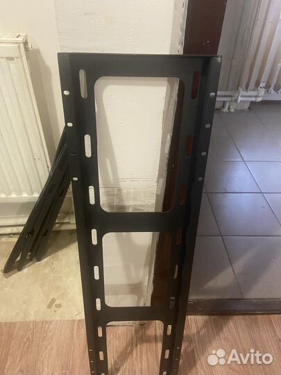 Настенно крепление для телевизора и панелей