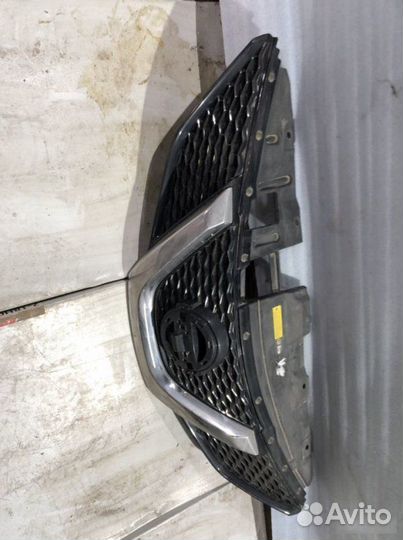 Решетка радиатора Nissan Qashqai J11