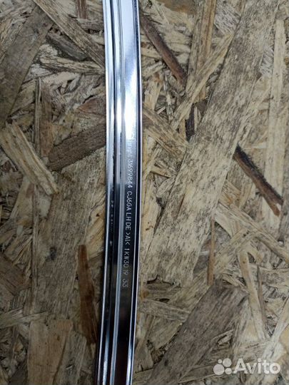 Молдинг двери передний левый Volvo Xc 90