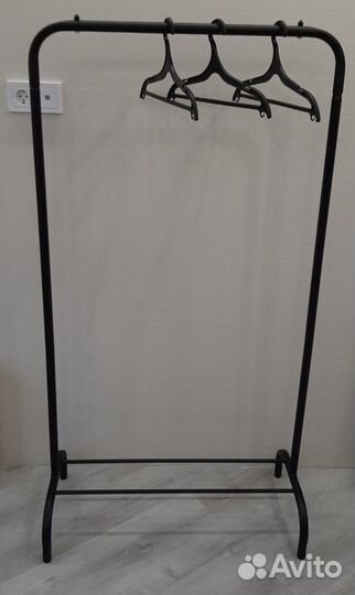 Вешалка напольная металлическая