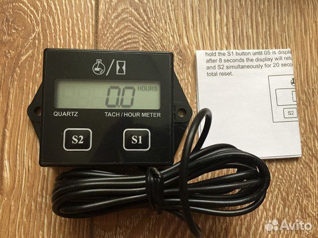 Тахометр / счетчик моточасов