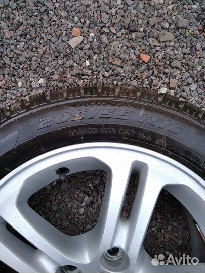 Pirelli Ice Zero 205/55 R16