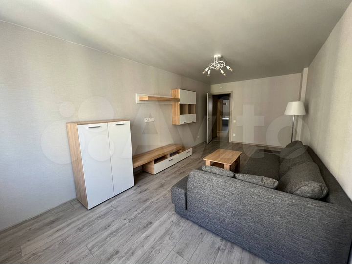 2-к. квартира, 63,6 м², 18/28 эт.