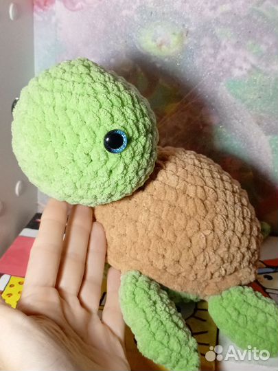 Вязаные игрушки. Черепаха плюш. Зайка в сарафане