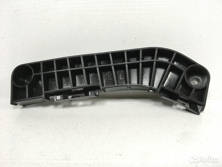 Кронштейн переднего бампера левый Toyota Camry V40 2006-2011