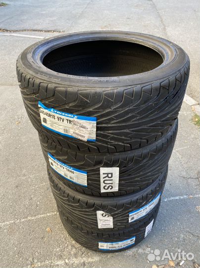 Triangle TR968 245/40 R18 97V