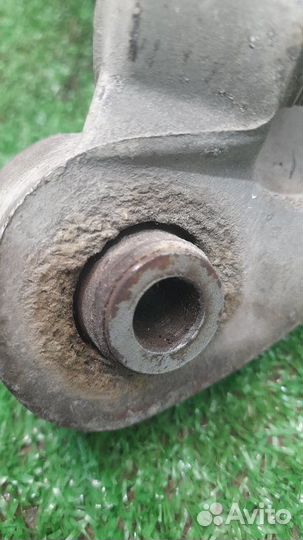 Кулак поворотный задний левый Infiniti Fx35 S51