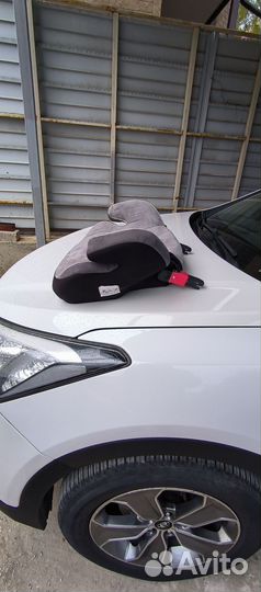 Автокресло бустер isofix