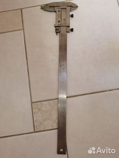 Штангельциркуль разметочный