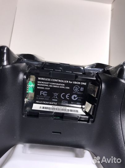 Геймпад джойстик xbox one новый в упаковке