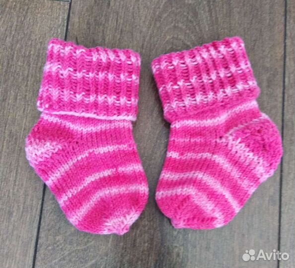 Носочки детские вязаные