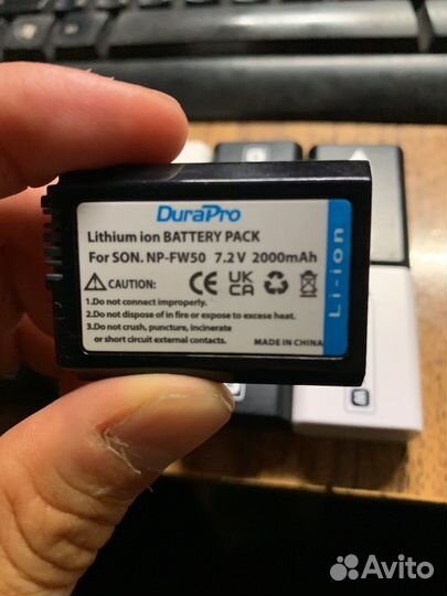 Батареи np-fw50