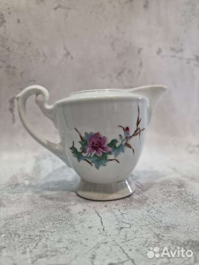 Соусник Китай 50-е годы. Фарфор Клеймо Цзиндэчжэнь