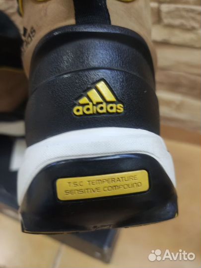 Ботинки зимние adidas 36