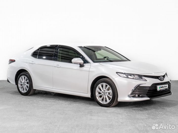 Toyota Camry 2.5 AT, 2023, 9 560 км